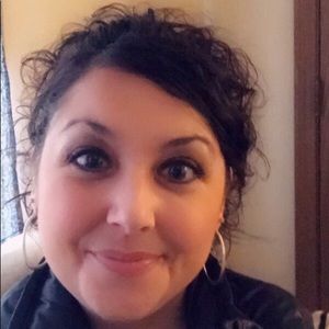 Meet your Posher, Loren